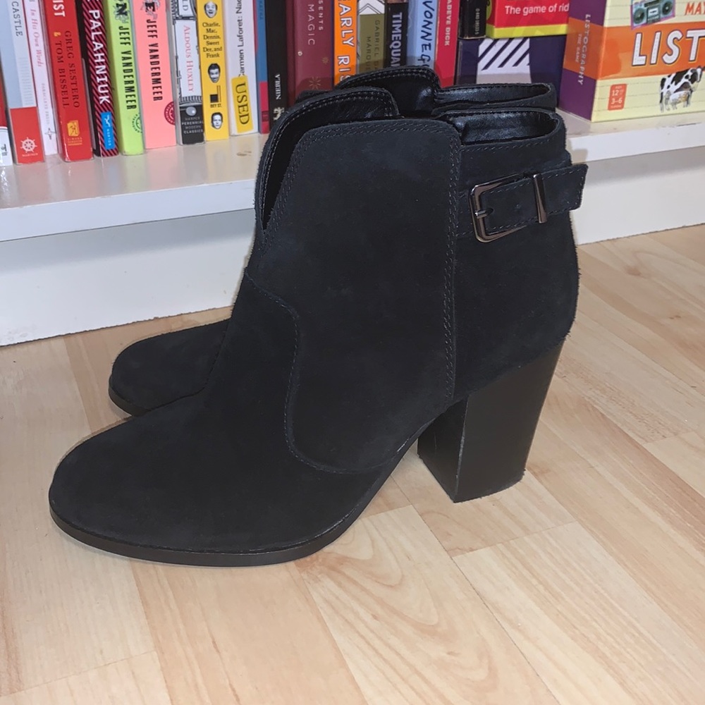 Black Gianni Bini heeled boots, 8M